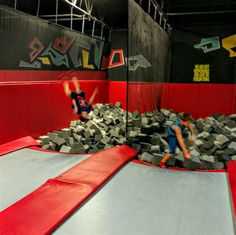 Krazy air trampoline park - Jump, bounce and have fun at Krazy Air Trampoline Park, open 7 days a week. Enjoy trampolines, parkour, foam pits, parties, special activities and Krazy Bites restaurant.